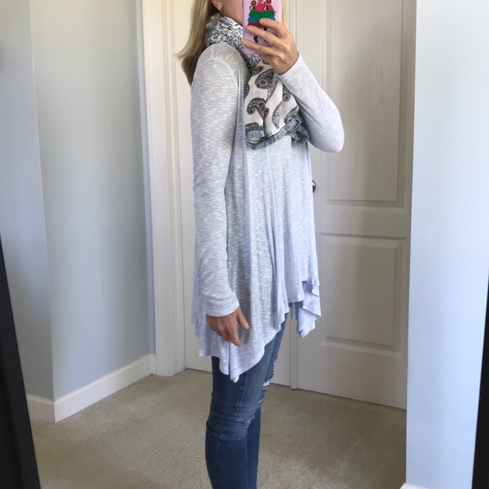 🌻1 SIZE SM🌻Light Blue Long Sleeve Tunic - Picture 3 of 8